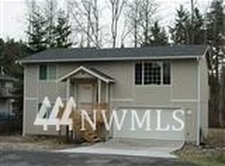 1916 N Lake Dr SW, Lakewood, WA
