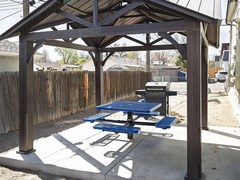 1936 Vinewood Ln #5 — Photo 9
