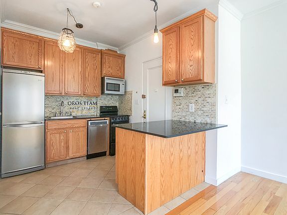 4th image of 38 Grand St APT 1E