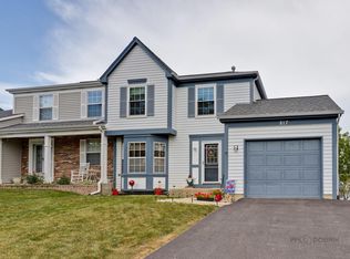 817 Handley Ct, Mundelein, IL