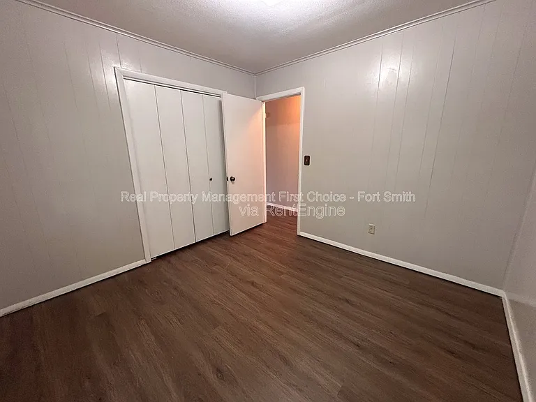 6315 Crimson Ave — Photo 20