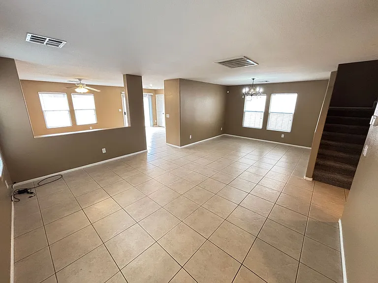 5052 Diamond Ranch Ave — Photo 9