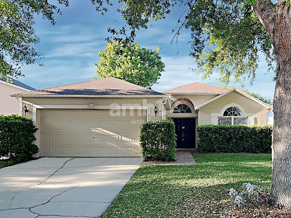 1st image of 935 Welch Hill Cir