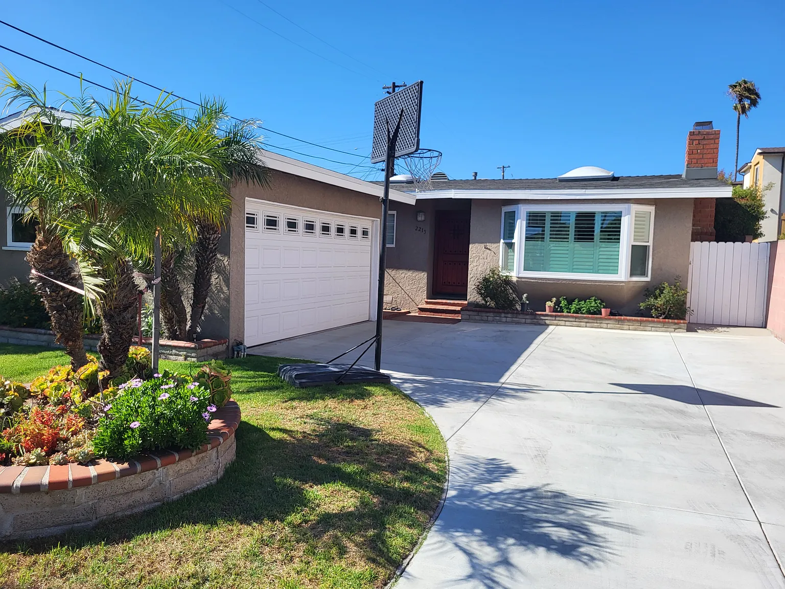 4 bed, 1534 sqft, $4,795 — Photo 2
