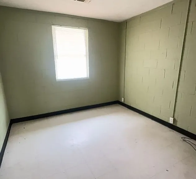 115 S Monroe St — Photo 3