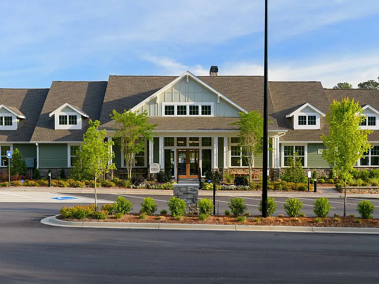 Clubhouse & Leasing Center