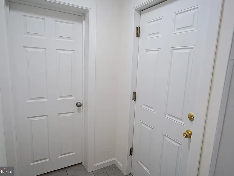 231 Newton St #A — Photo 8