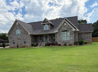 137 County Road 103, Killen, AL 35645