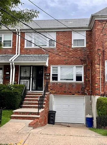 2 bed, 1.0 bath, 874 sqft, $2,800 — Photo 1