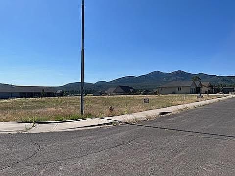 5th image of 73 Anthem Dr Lot 4