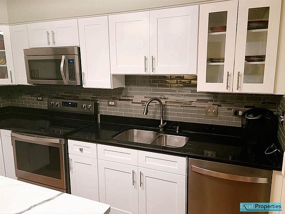 3rd image of 7709 Bristol Park Dr