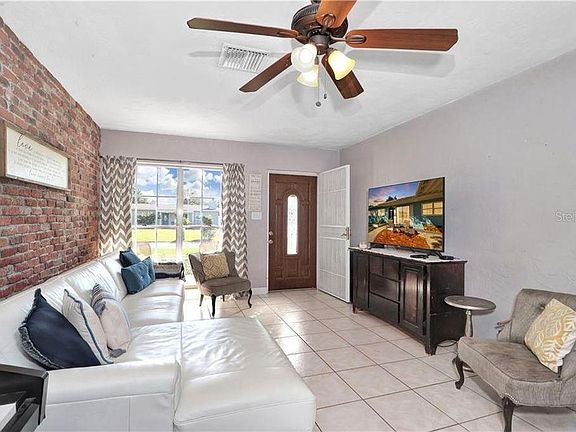 3rd image of 1507 Charm Ln #1