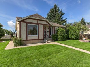 14 Goebel Close, Spruce Grove, AB T7X 2A1