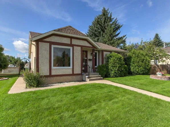 14 Goebel Close, Spruce Grove, AB T7X 2A1