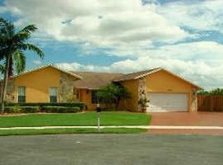 7720 NW 13th St, Plantation, FL 33322