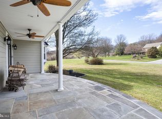 61 Green Pond Ln, Glenmoore, PA 19343