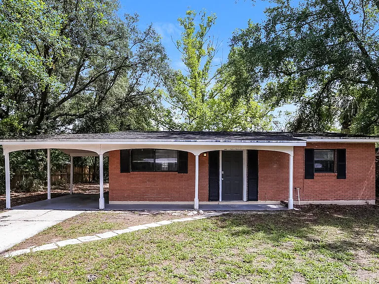 7233 Eudine Dr S — Photo 1