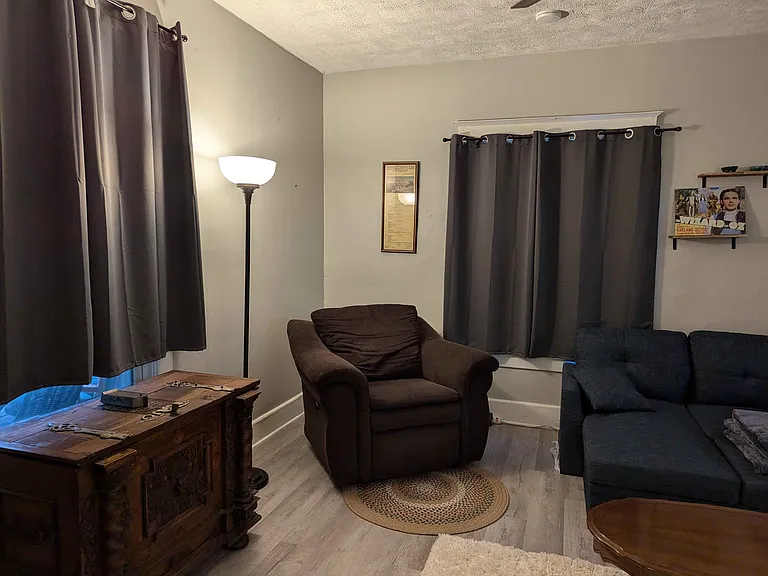 1318 S 16th St #1 — Photo 11