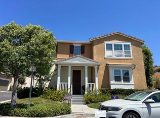 28235 N Via Sonata Dr, Santa Clarita, CA 91354