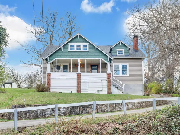 1732 Springfield Ave, Salem, VA 24153