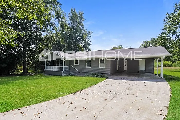 3 bed, 2.0 bath, 1534 sqft, $1,625 — Photo 2
