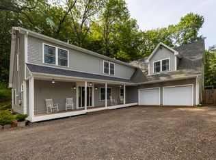 41 Secret Lake Rd, Canton, CT 06019