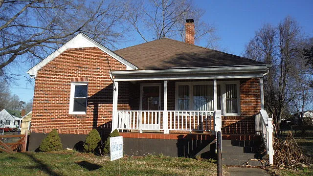 118 Ficklen Ave photo 1