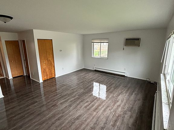 2nd image of 36741 Hathaway St