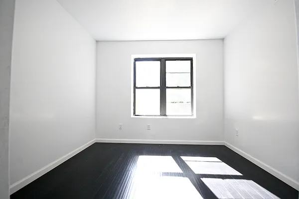 Rented by Rental Solutions Inc | media 19