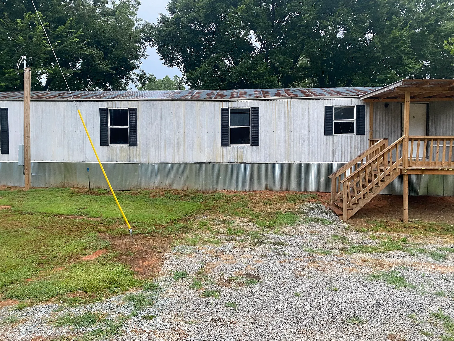 3 bed, 1280 sqft, $825 — Photo 1