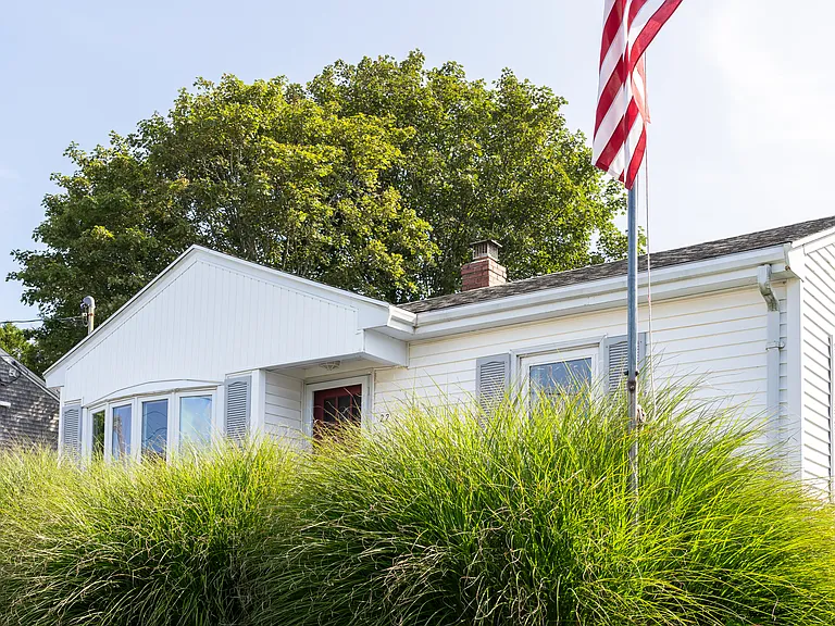 22 Gunning Ct — Photo 1