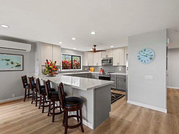 2nd image of 50 Puu Anoano St APT 901