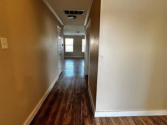 3rd image of 18223 Hanover Glen Ln