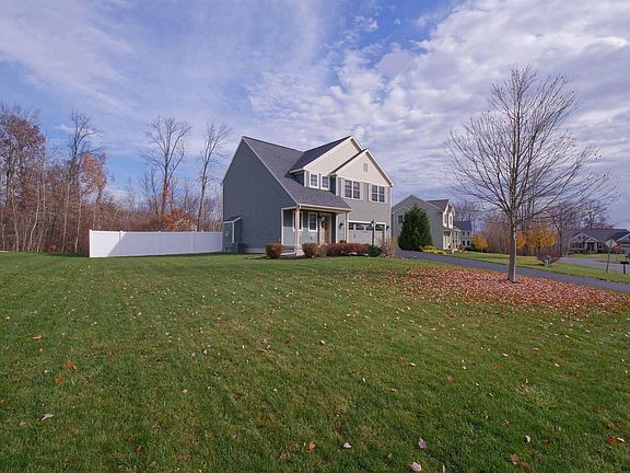 2nd image of 5 Braxton Ct