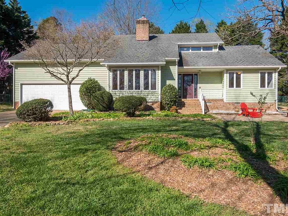 1st image of 618 Victoria Dr