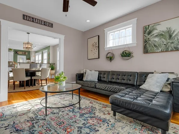 165 Cornell St #2, Roslindale, MA 02131