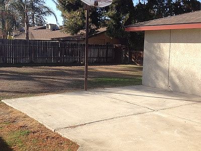 2nd image of 5605 Briarwood Ln