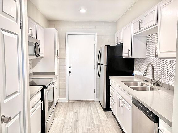 2nd image of 2629 E Turney Ave APT 3