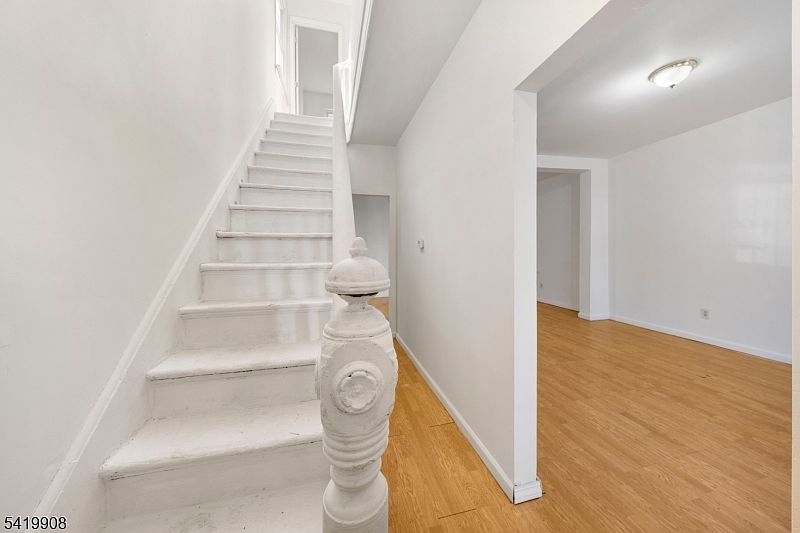 1st image of 838 Rebecca Pl