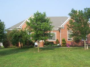 679 Harris Ln, Gallatin, TN 37066