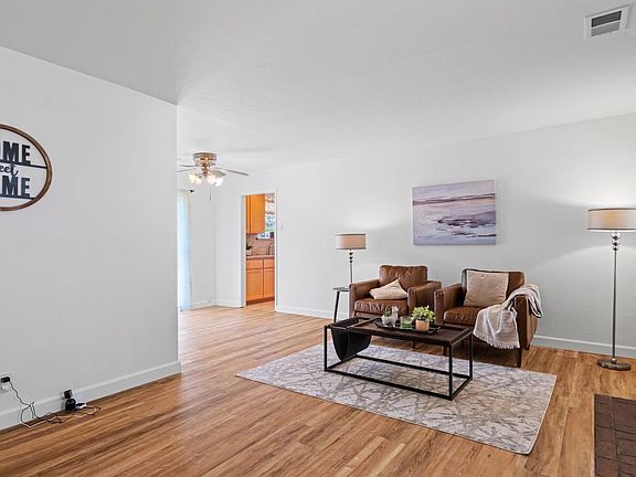 5th image of 701 Nevada Street
