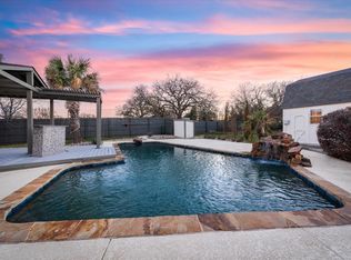 822 Keller Smithfield Rd, Keller, TX 76248