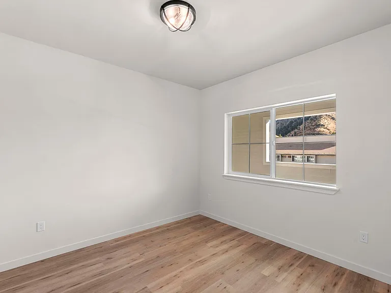412 Aplets Way — Photo 10