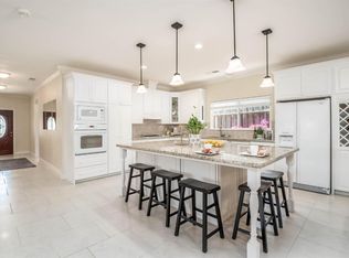 1124 Cresthaven Dr, Roseville, CA 95678