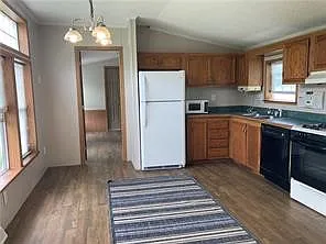 198 Wilson Ln — Photo 4