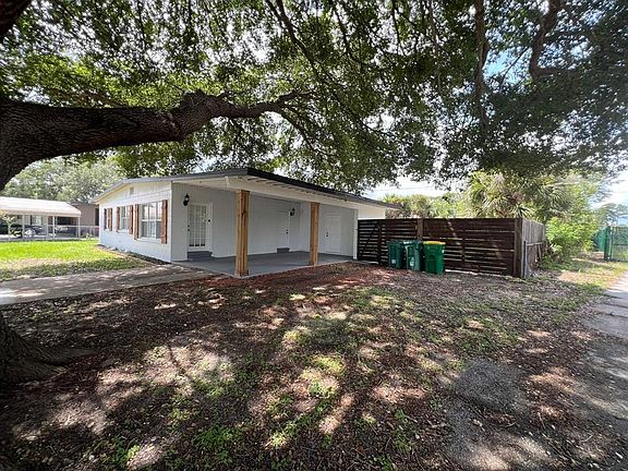 4th image of 1221 CYPRESS LANE