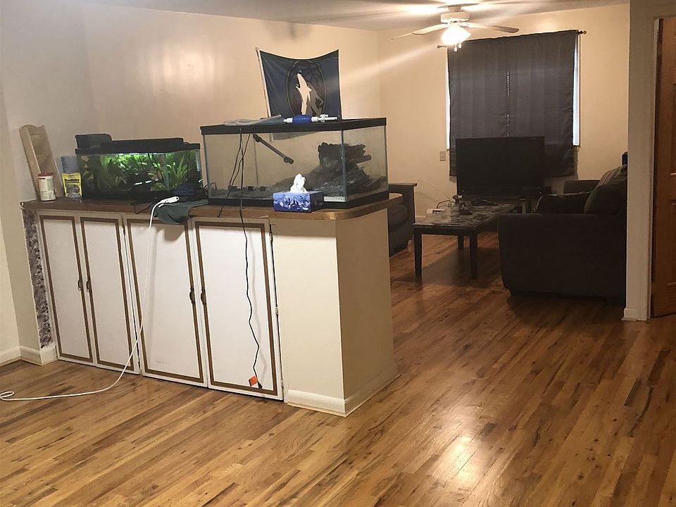 C4EBC8DF-7B2B-4A4F-83C7-D04B52488A2A