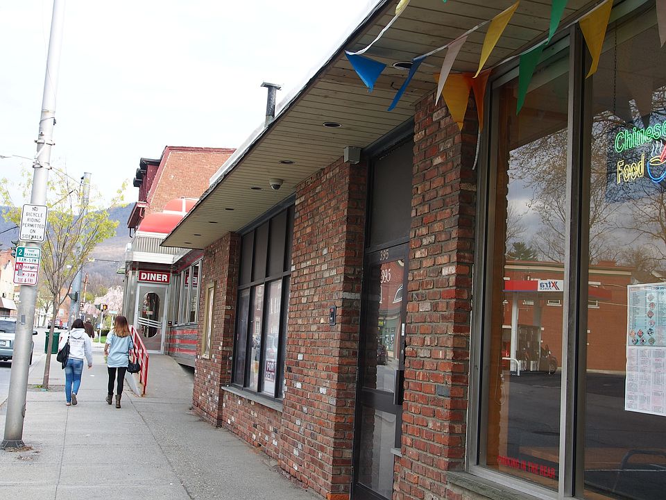 2nd image of 395 Main St