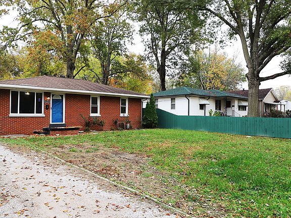 3rd image of 1706 McConnell Ave