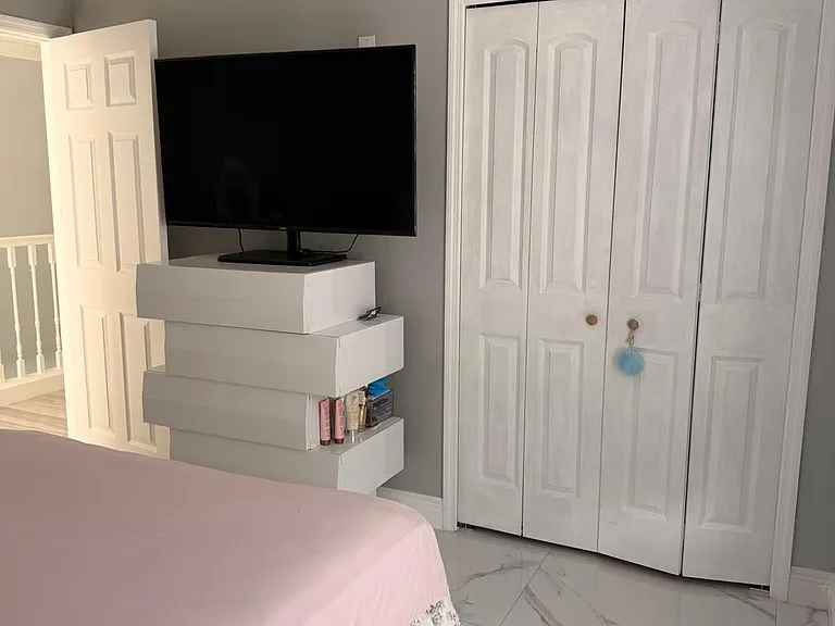 1908 Bridgeview Cir — Photo 25